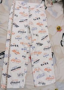 H&amp;M COCA COLA LOGO PRINTED DENIM