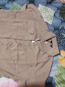 brown puff sleeve shirt