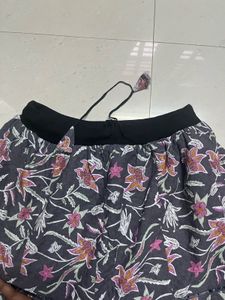 Beautiful Floral Print skirt with knot And Lining