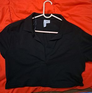H&amp;M black crop top