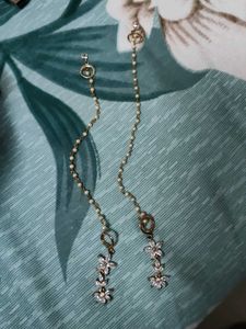 Elegant Pearl &amp; Crystal Flower Drop Earrings
