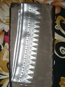 Elegant Saree with Silver Design