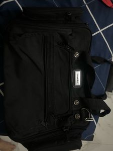 Y2K Stradellina Black Carry bag