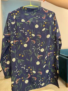 Chique Shirt Top Size S