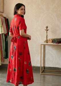 Beautiful Red Floral Print Maxi Dress