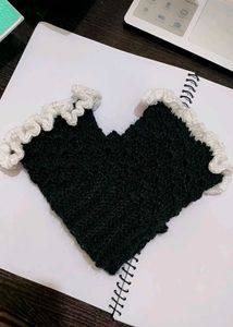 Fingerless Gloves with Ruffle Trim