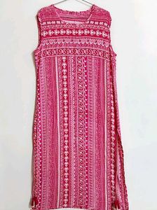 Vibrant Pink Paisley Print Sleeveless Kurta