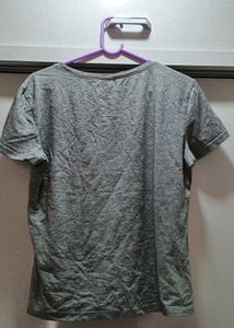 Chic Grey T Shirt