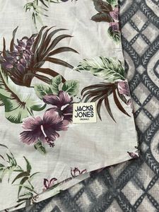 Men's Floral Print Short Sleeve Shirt