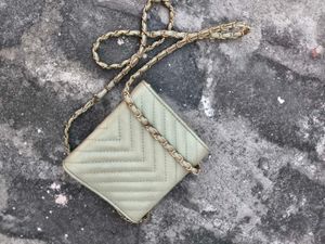 Chic Quilted Crossbody Bag