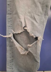 Light Wash Ripped Jeans