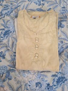 Elegant Yellow Embroidered Kurta