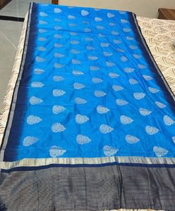 New Vibrant Blue 🦋Silk Saree with Silver Motifs