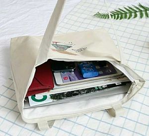 Women White Tote With Included Gifts