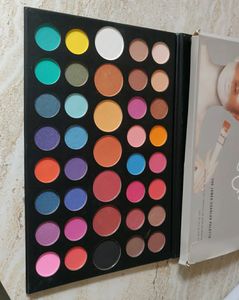 James Charles Eyeshadow Palette 😍❤️