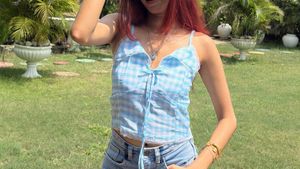 cute blue Pinterest check top