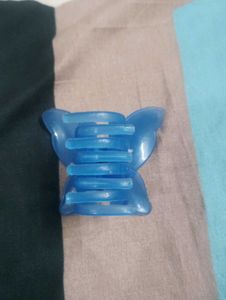 Title: Blue Butterfly Hair Claw &amp; Pink Silicone Li