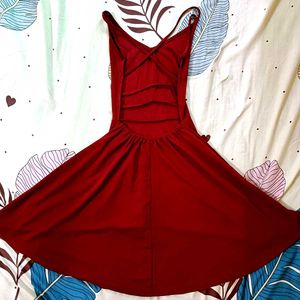 Chic Red Backless Mini Dress