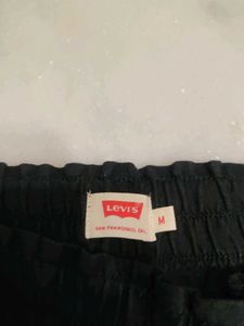Levis Black Pants