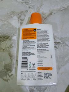 Chemist at Play Daily Exfoliating Body Wash