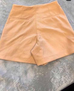 Chic Peach Skort - Versatile Style