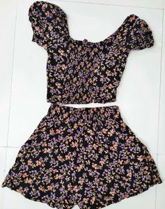 Floral Smocked Crop Top &amp; Shorts Set