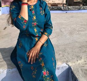 Balloon Top And Beautiful Green Kurta
