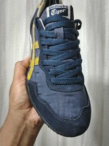 Onitsuka Tiger Dark Blue &amp; Gold Shoes
