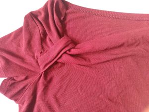 maroon crop top for women