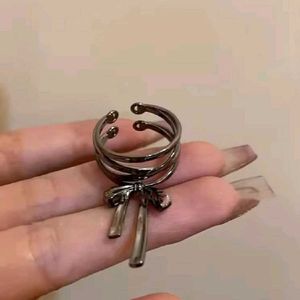 Bow Rings
