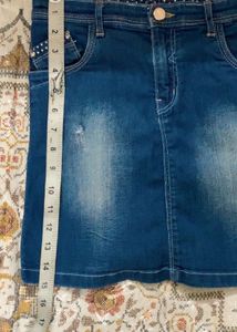 Short Skirt . Used Only 2-3 Times.
