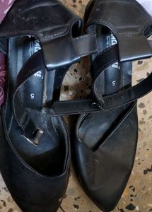 Elegant Black Women's Shoes