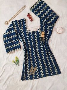 Stylish Blue Zigzag Print Kurta