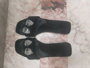 Black Flat Slippers