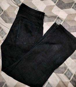 Straight Fit Black Denim Jeans