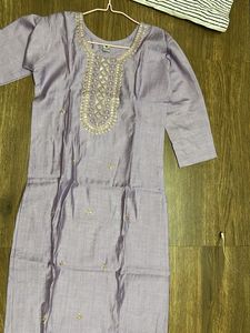 Elegant Embroidered Lavender Kurta