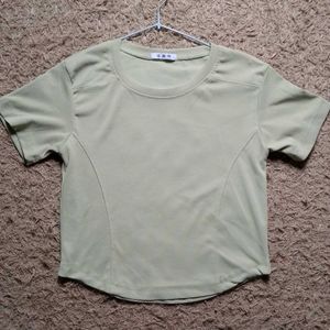 Solid Color Cropped Tee