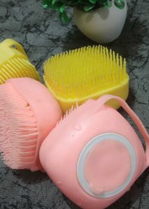 SALE (PACK OF 4)💥 extra Soft Silicone Body Scrub.