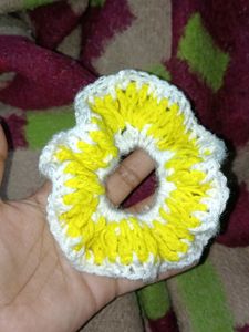 Yellow &amp; White Scrunchie