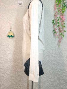 Cream Cable Knit V-Neck Sweater