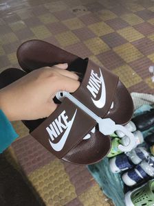 Nike Slides🎀