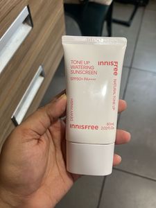 Innisfree Tone Up Watering Sunscreen SPF50+