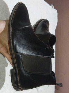 classic Men's Black Chelsea Boots
