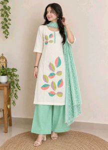 Elegent Leaf design Kurta Set 🌸