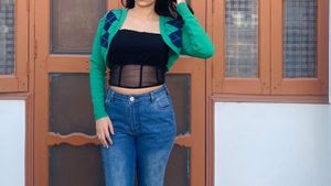 Stylish Green Argyle Cardigan