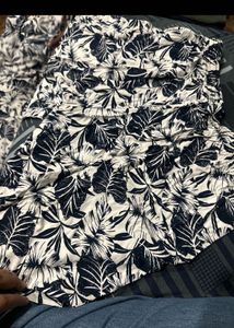 Free Size Unisex Floral Print Shirt &amp; Shorts Set