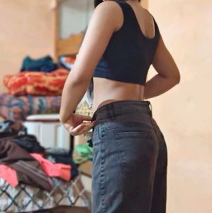 Black Cropped Tank Top
