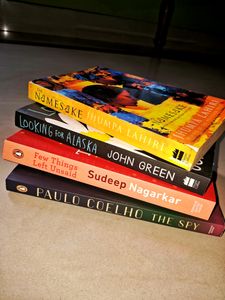 5 Bestseller Books 📚