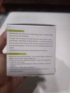 Lotus Herbals Whiteglow