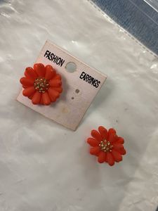 Beautiful Orange Flower Daisy Earrings